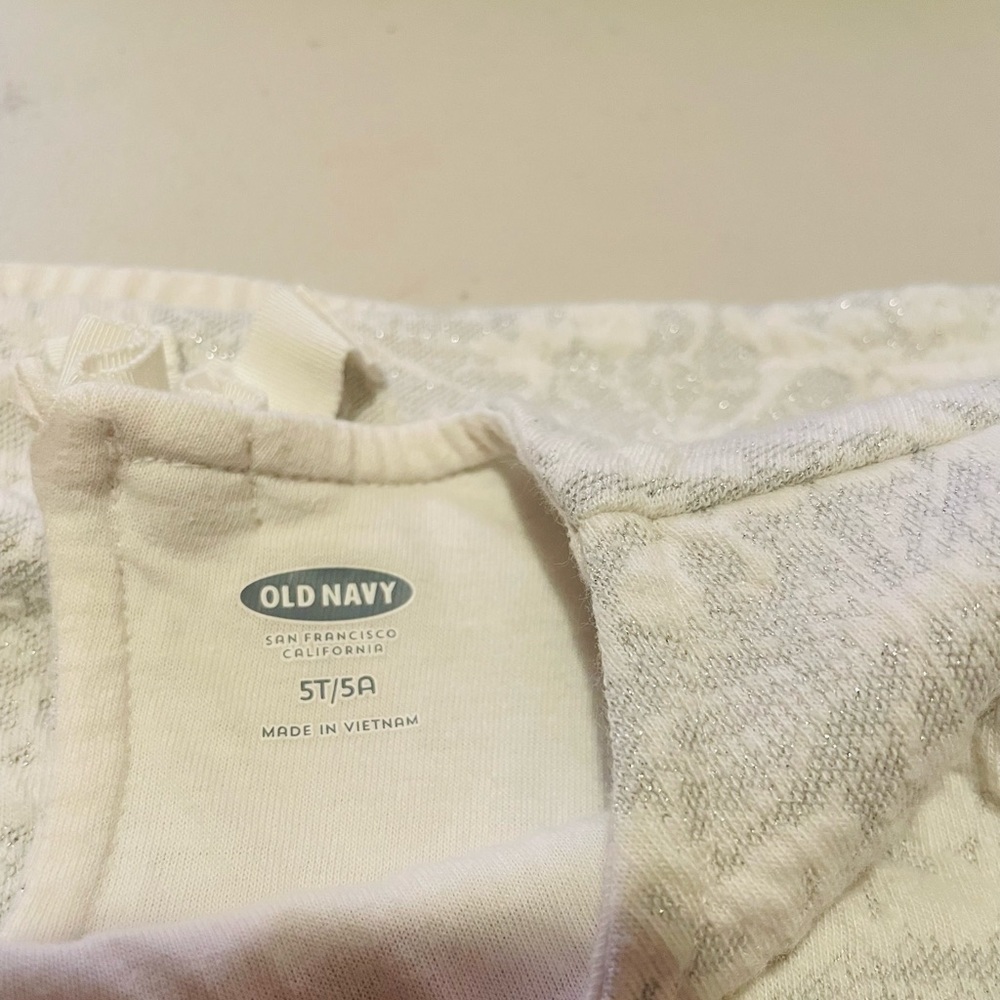 PRE- OWNED Old Navy 5t dress for Girls